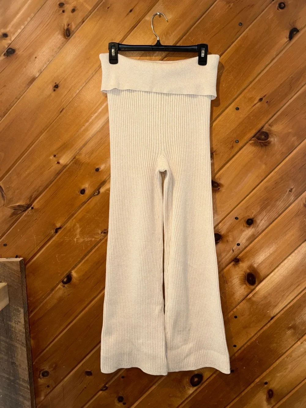 Aerie ribbed Late Night fold over flared knit pants in beige - Picture 3 of 5